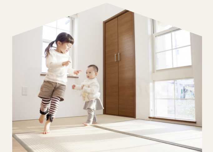 走る子供たち